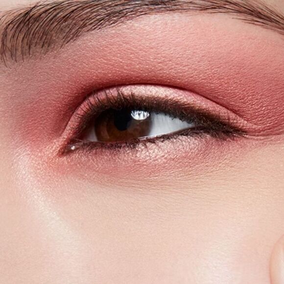 Mac Cosmetics Frost Eyeshadow - Picture 4 of 8